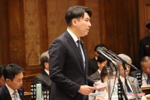 20251110　予算委員会